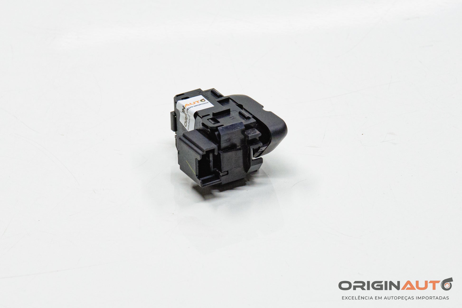 Botao Trava Porta Dianteira Esquerda Bmw X1 S20I Activeflex F48 2017 20315810