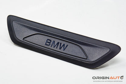 Acabamento Soleira Traseira Esquerda Bmw X1 S20I Activeflex F48 2017 6840408