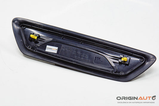 Acabamento Soleira Traseira Esquerda Bmw X1 S20I Activeflex F48 2017 6840408