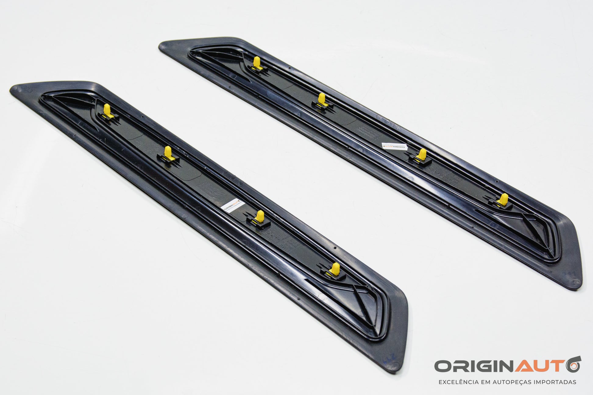 Soleira Porta Dianteira Ambos Lados Bmw X1 S20I Activeflex F48 2017 7454945
