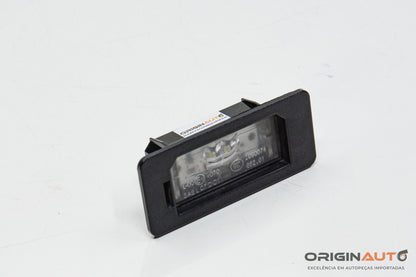 Luz De Placa Bmw X1 S20I Activeflex F48 2017 7193293