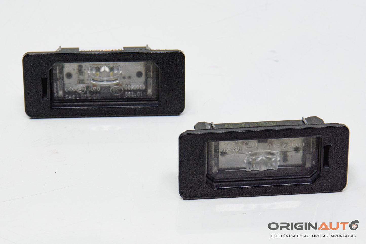 Luz De Placa Bmw X1 S20I Activeflex F48 2017 7193293