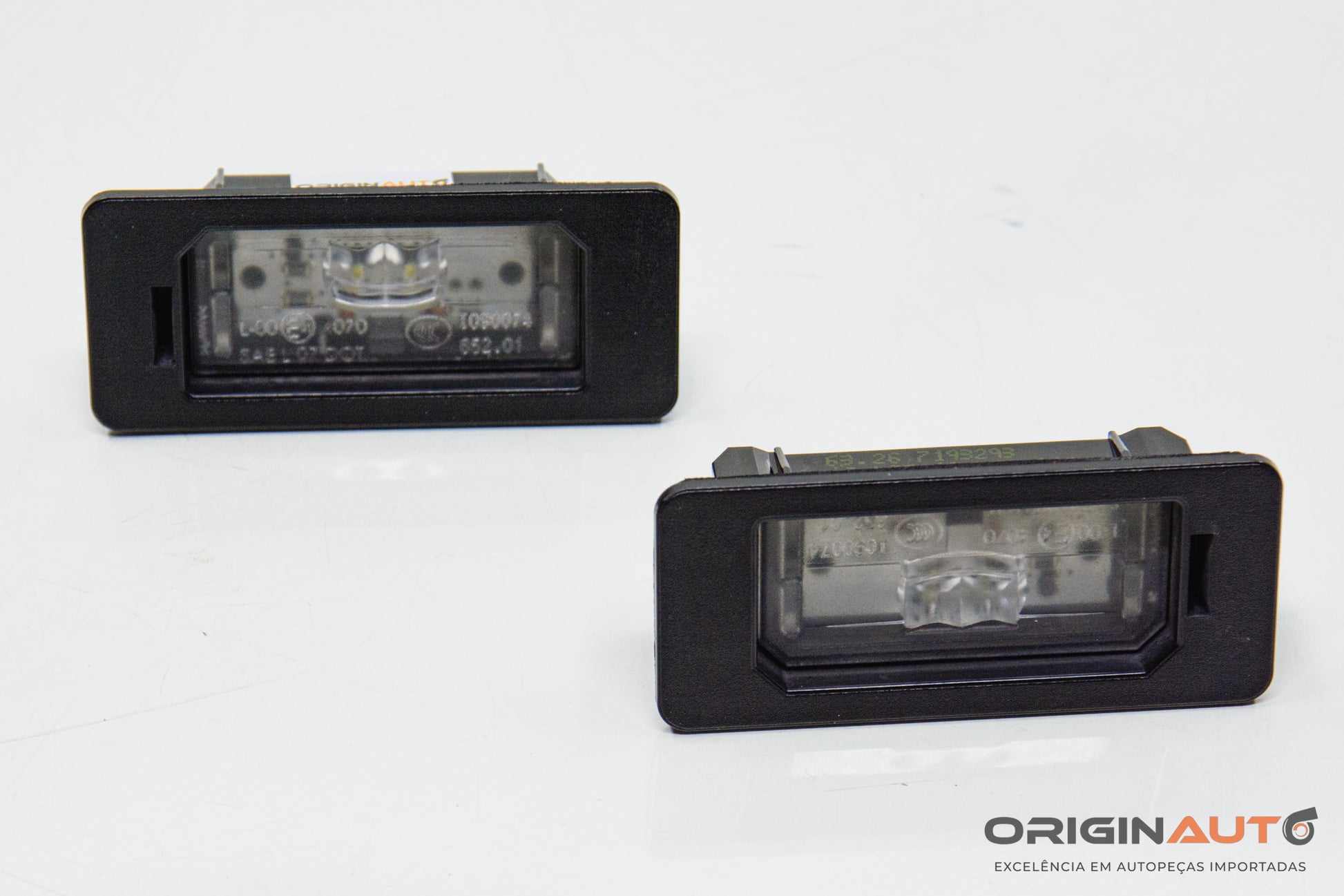 Luz De Placa Bmw X1 S20I Activeflex F48 2017 7193293