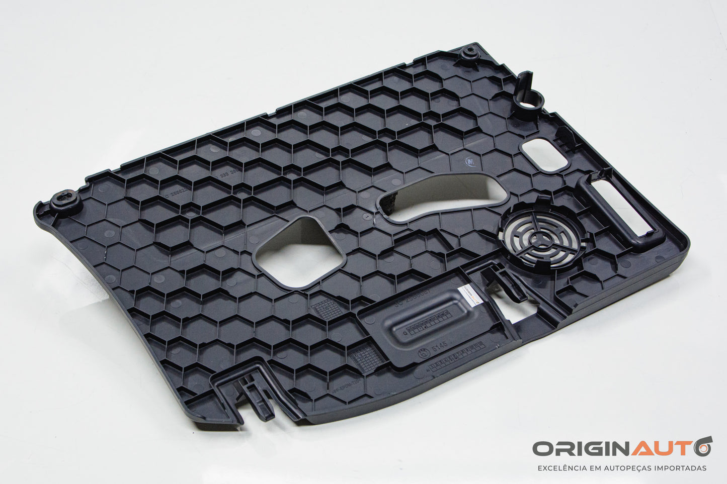 Acabamento Fundo Porta Luvas Bmw X1 S20I Activeflex F48 2017 2566087