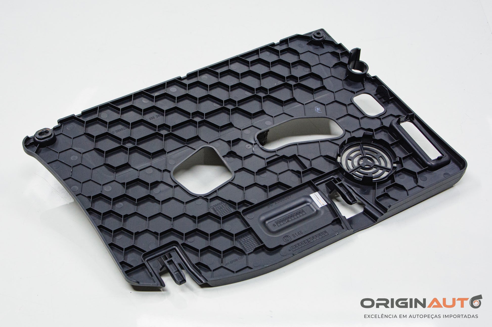 Acabamento Fundo Porta Luvas Bmw X1 S20I Activeflex F48 2017 2566087