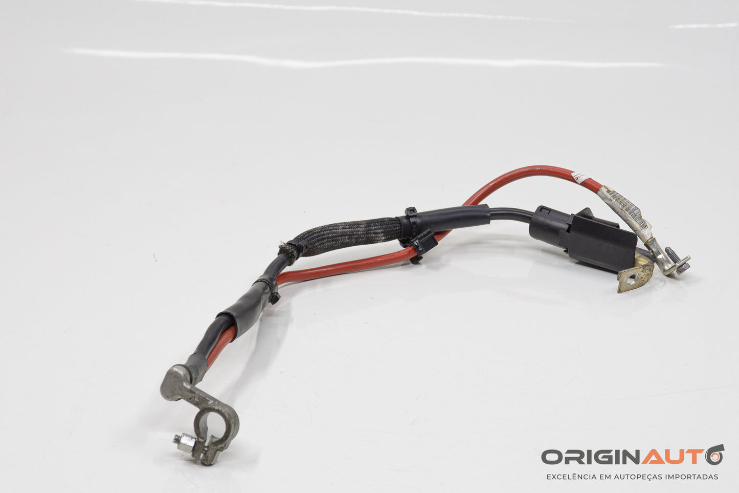 Cabo Positivo Bateria Audi A3 Sedan 1.8 Tfsi 2014 5Q0971228A