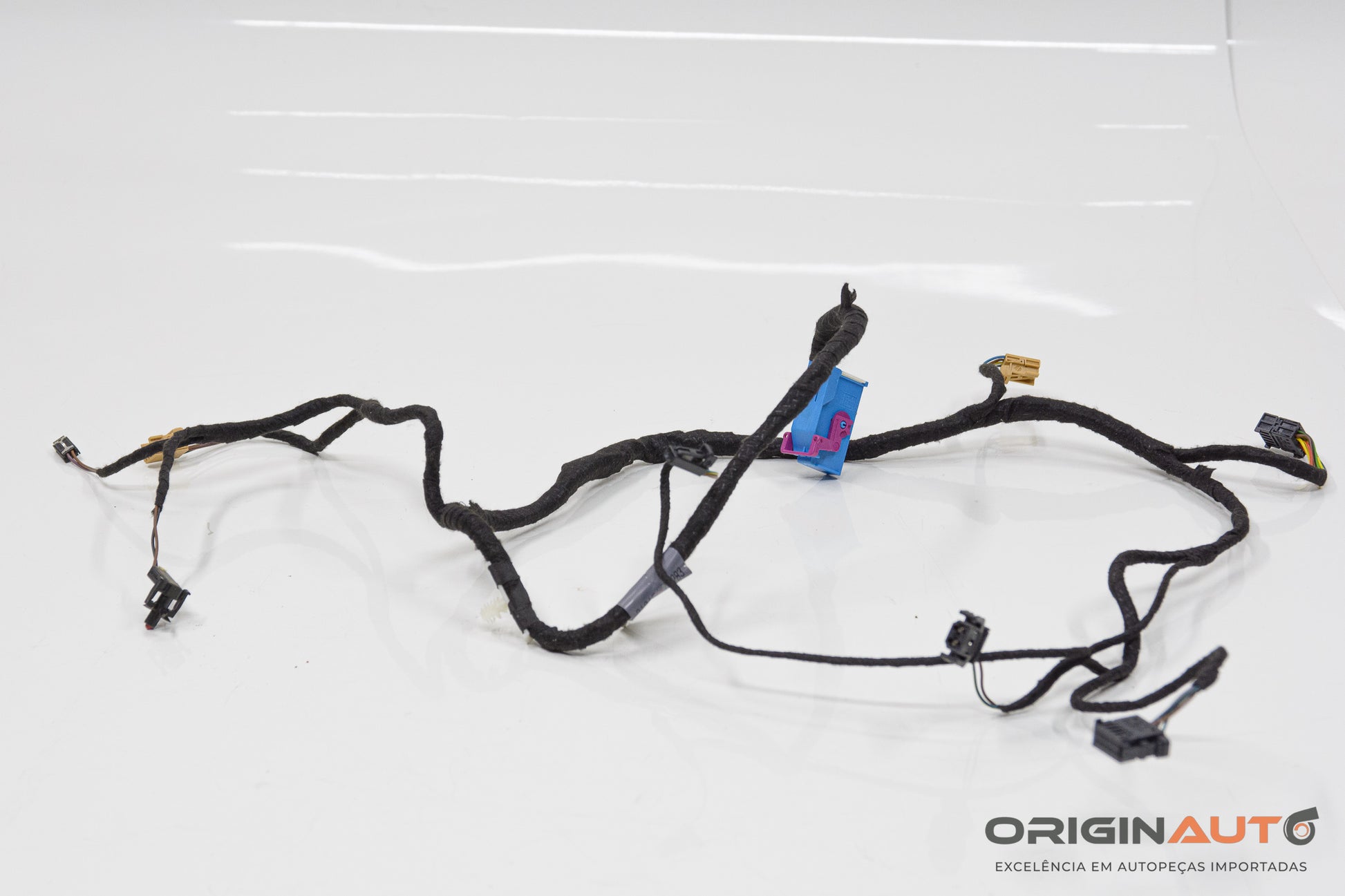 Chicote Forro Porta Dianteira Esquerda Audi A3 Sedan 1.8 Tfsi 2014 8V4971035C