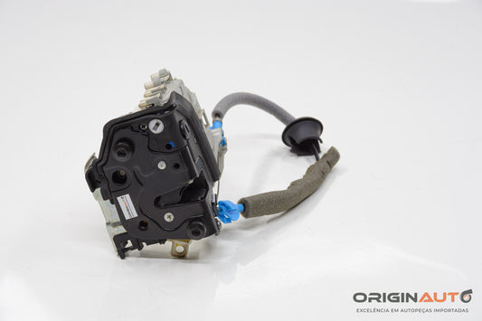 Fechadura Porta Traseira Esquerda Audi A3 Sedan 1.8 Tfsi 2014 8K0839015C