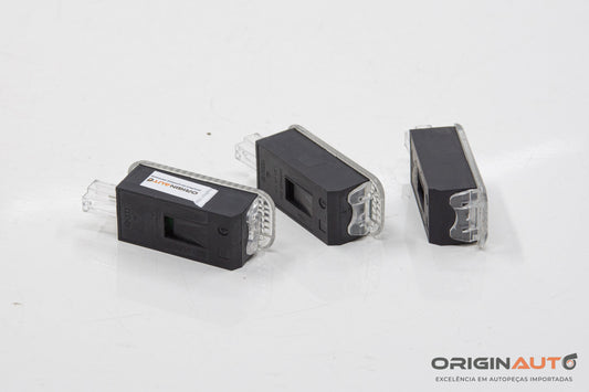 Luz Cortesia Assoalho Audi A3 Sedan 1.8 Tfsi 2014 4E0947415
