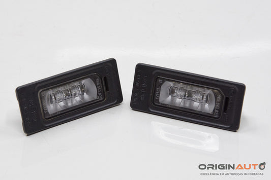 Luz De Placa Led Audi A3 Sedan 1.8 Tfsi 2014 4G0943021