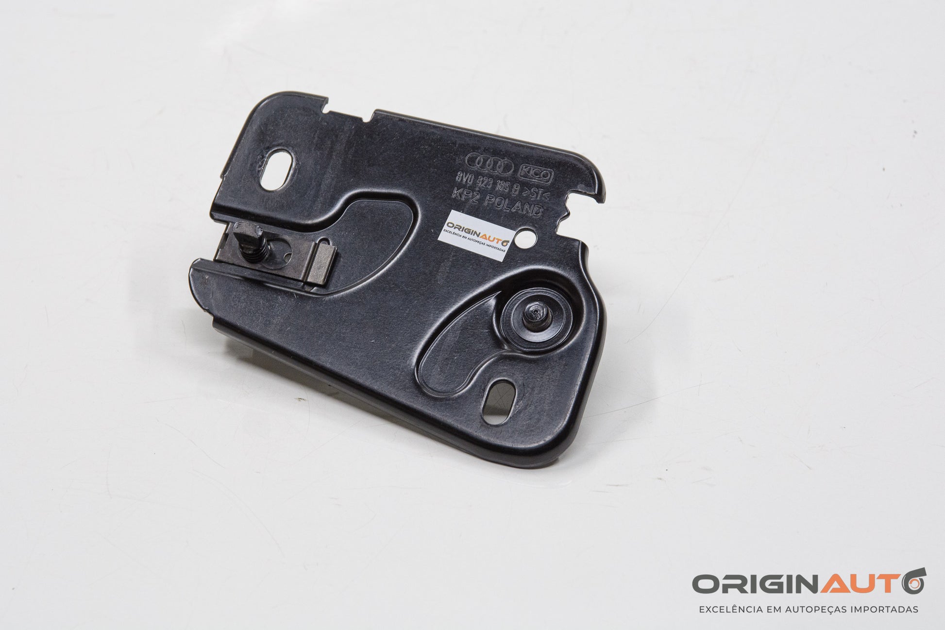 Batente Fechadura Capo Esquerdo Audi A3 Sedan 1.8 Tfsi 2014 8V0823185B