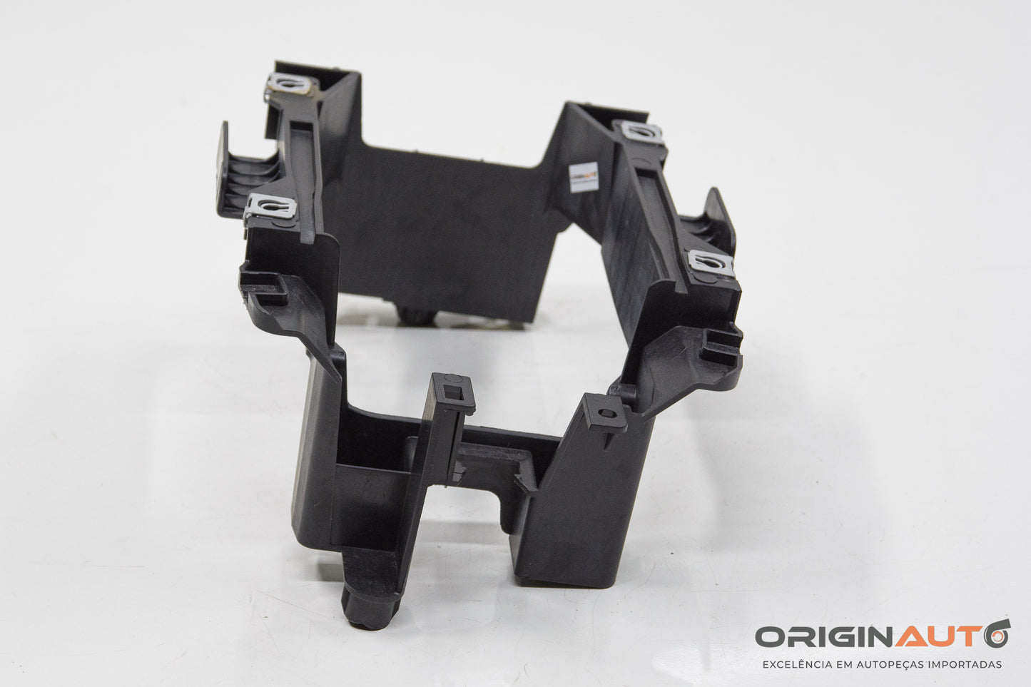 Suporte Fixacao Trambulador Audi A3 Sedan 1.8 Tfsi 2014 8V0863531