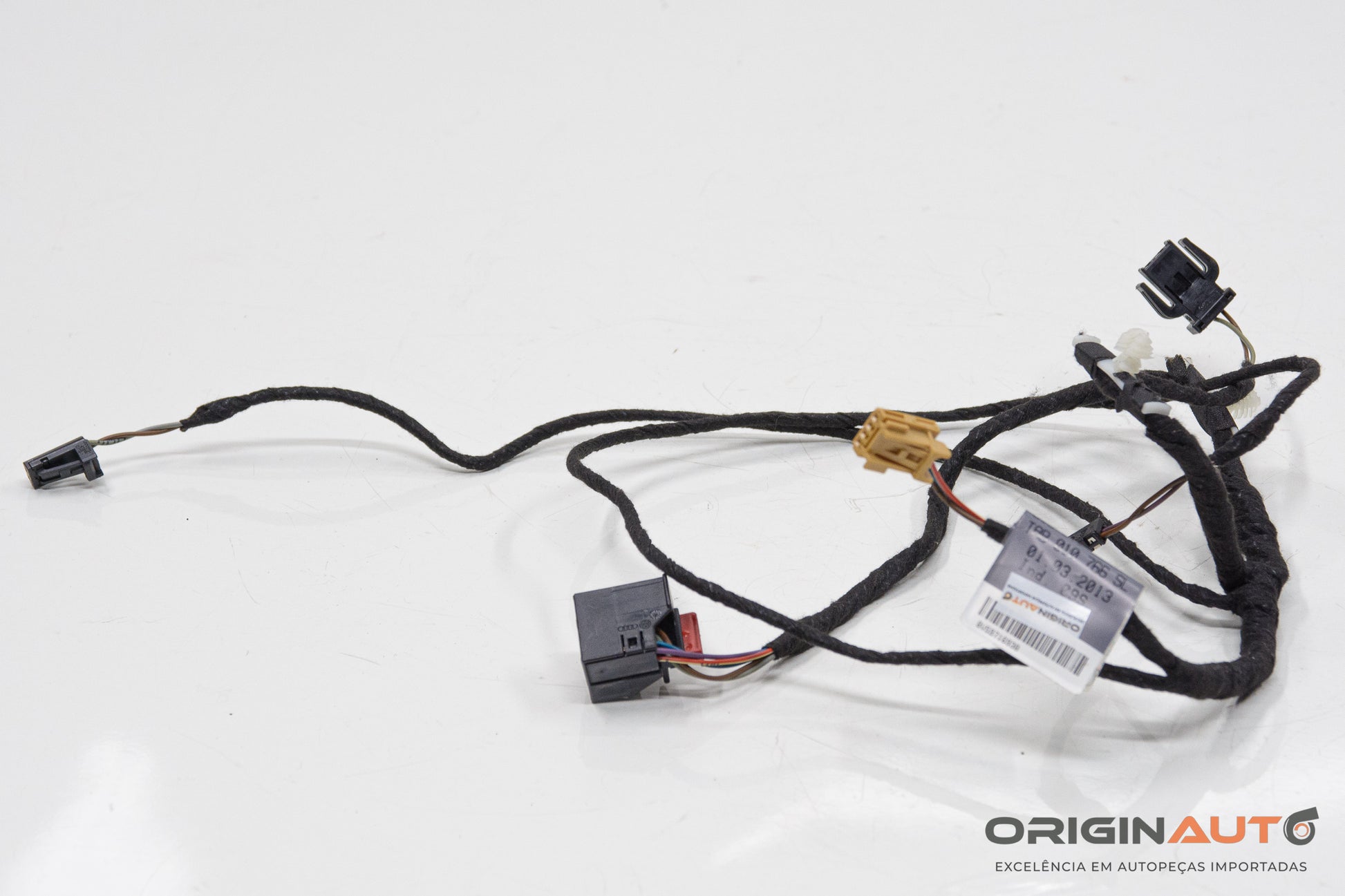 Chicote Forro Porta Traseira Audi A3 Sedan 1.8 Tfsi 2014 8V5971693B