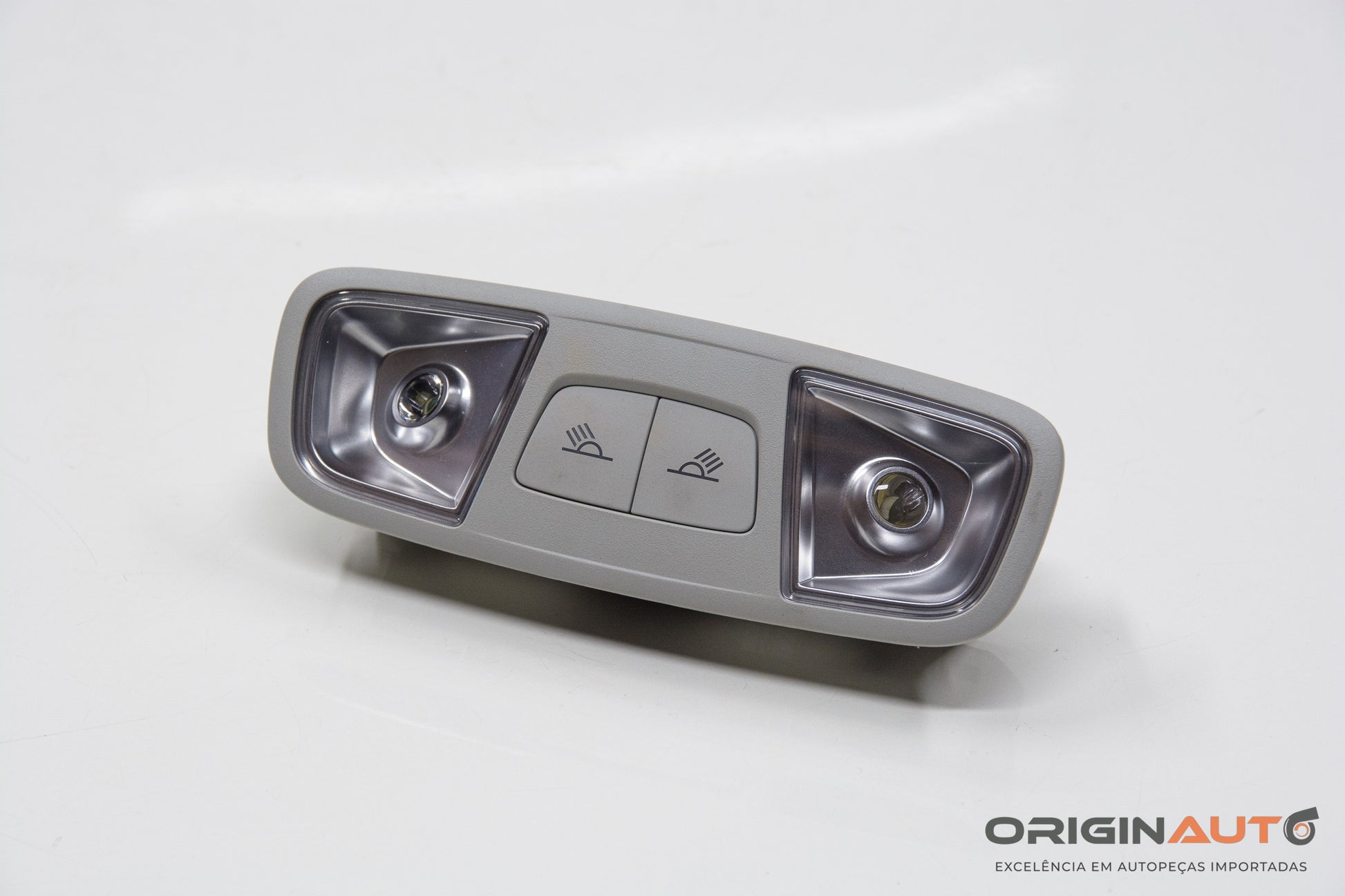Luz Teto Traseiro Audi A3 Sedan 1.8 Tfsi 2014 8V0947111