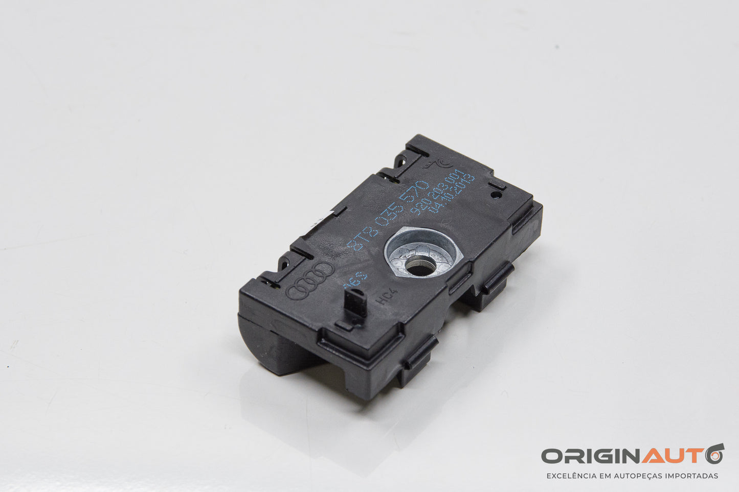 Modulo Supressor De Ruido Audi A3 Sedan 1.8 Tfsi 2014 8T8035570