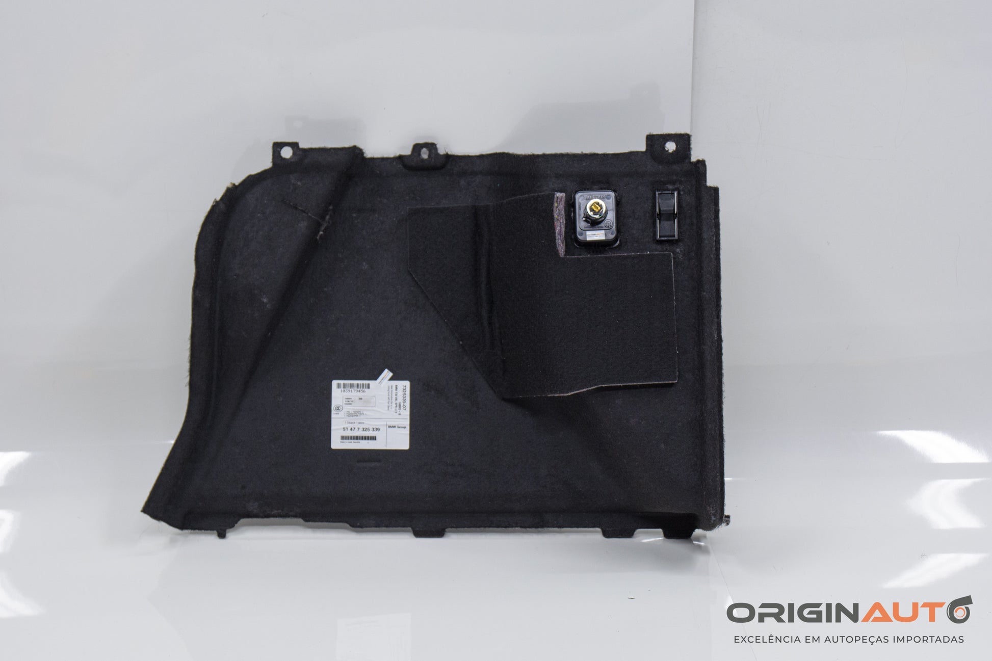 Acabamento Interno Porta Mala Esquerdo Bmw 320I Gt F34 2015 7325351