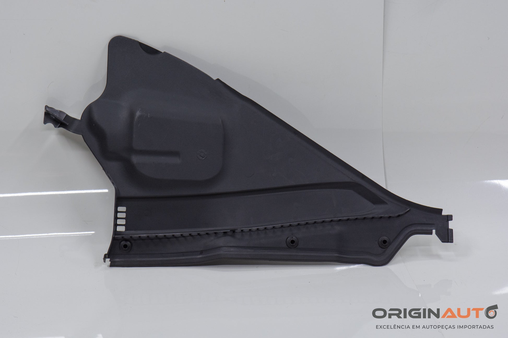 Acabamento Churrasqueira Esquerda Bmw 320I Gt F34 2015 7258179