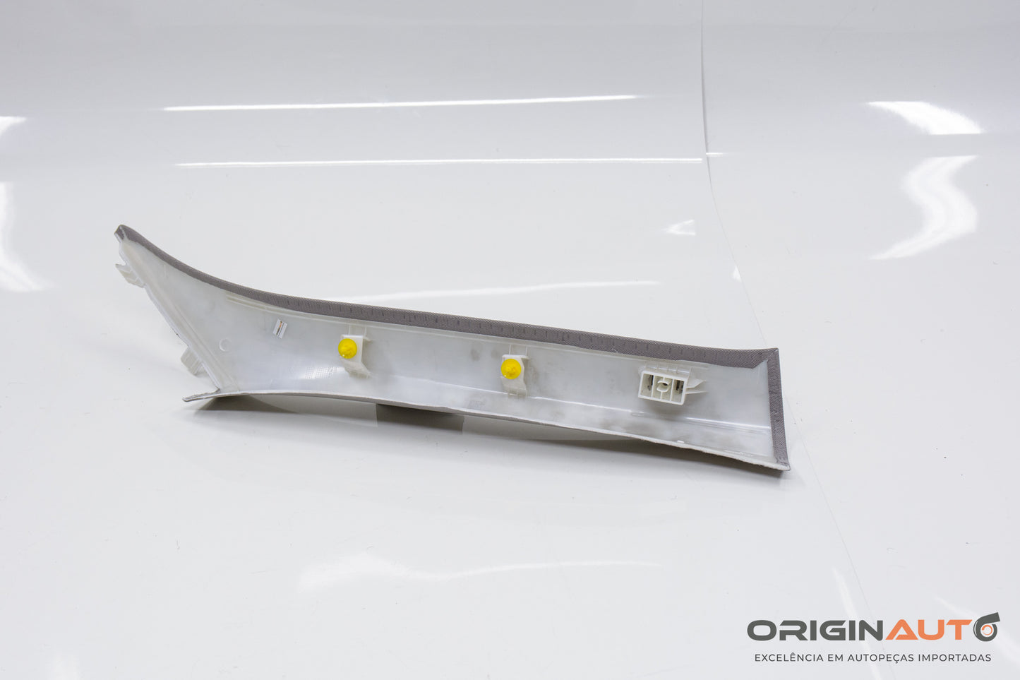 Acabamento Coluna Dianteira Esquerda Bmw 320I Gt F34 2015 51437276807