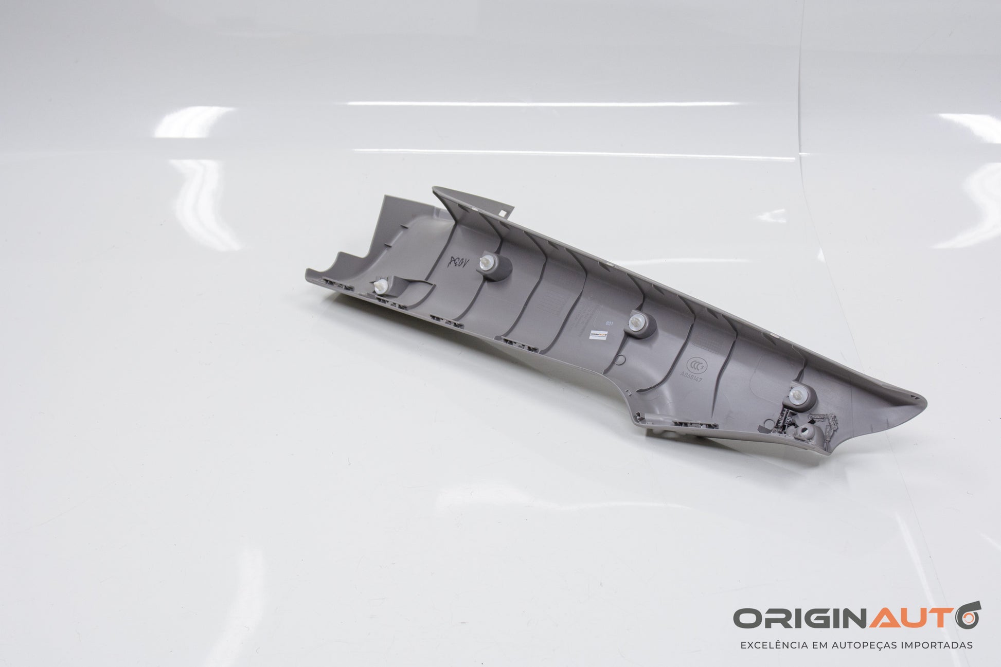 Acabamento Esquerdo Tampa Traseira Bmw 320I Gt F34 2015 7295635/17949110