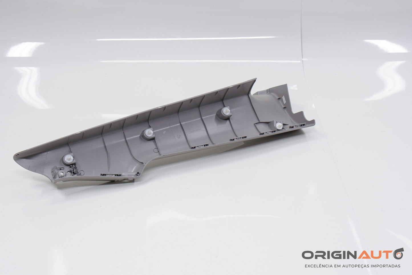 Acabamento Direito Tampa Traseira Bmw 320I Gt F34 2015 7295636/17949110