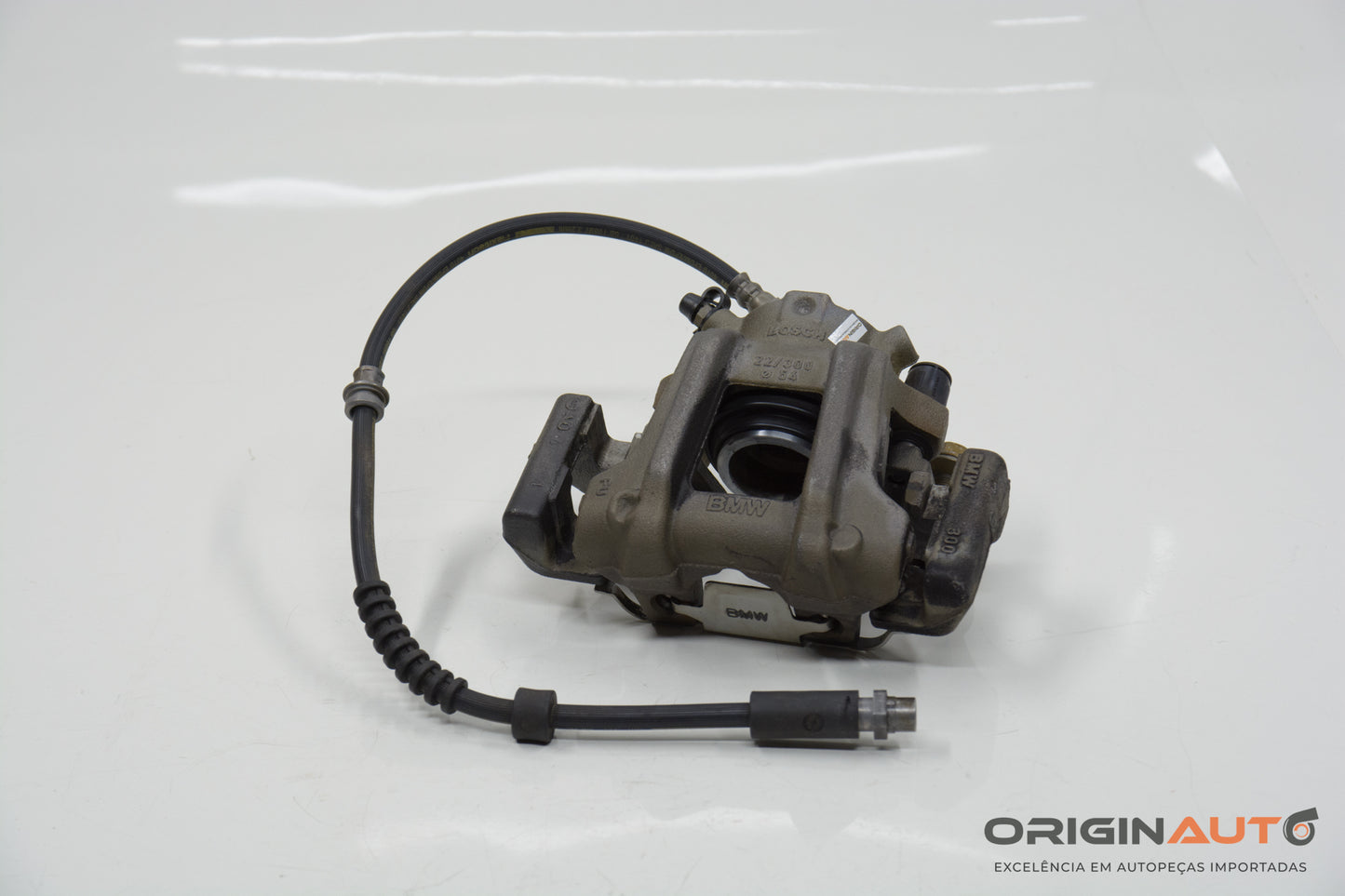 Pinca Freio Dianteira Esquerda Bmw 320I Gt F34 2015 34116850649