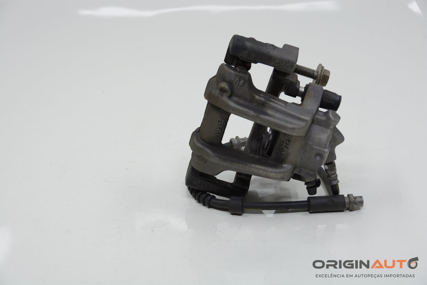 Pinca Freio Dianteira Direita Bmw 320I Gt F34 2015 6852992