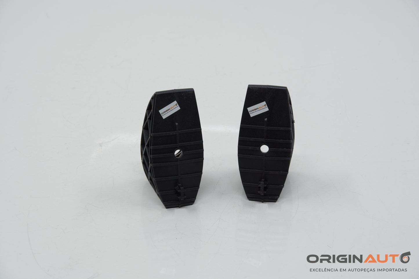 Guia Amortecedor Parachoque Dianteiro Bmw 320I Gt F34 2015 51117268479