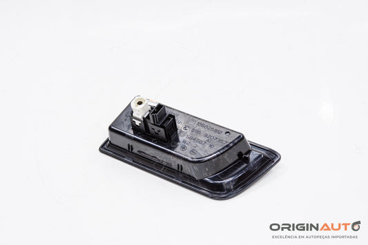Entrada Usb Aux C/ Moldura Bmw 320I Gt F34 2015 51169207357