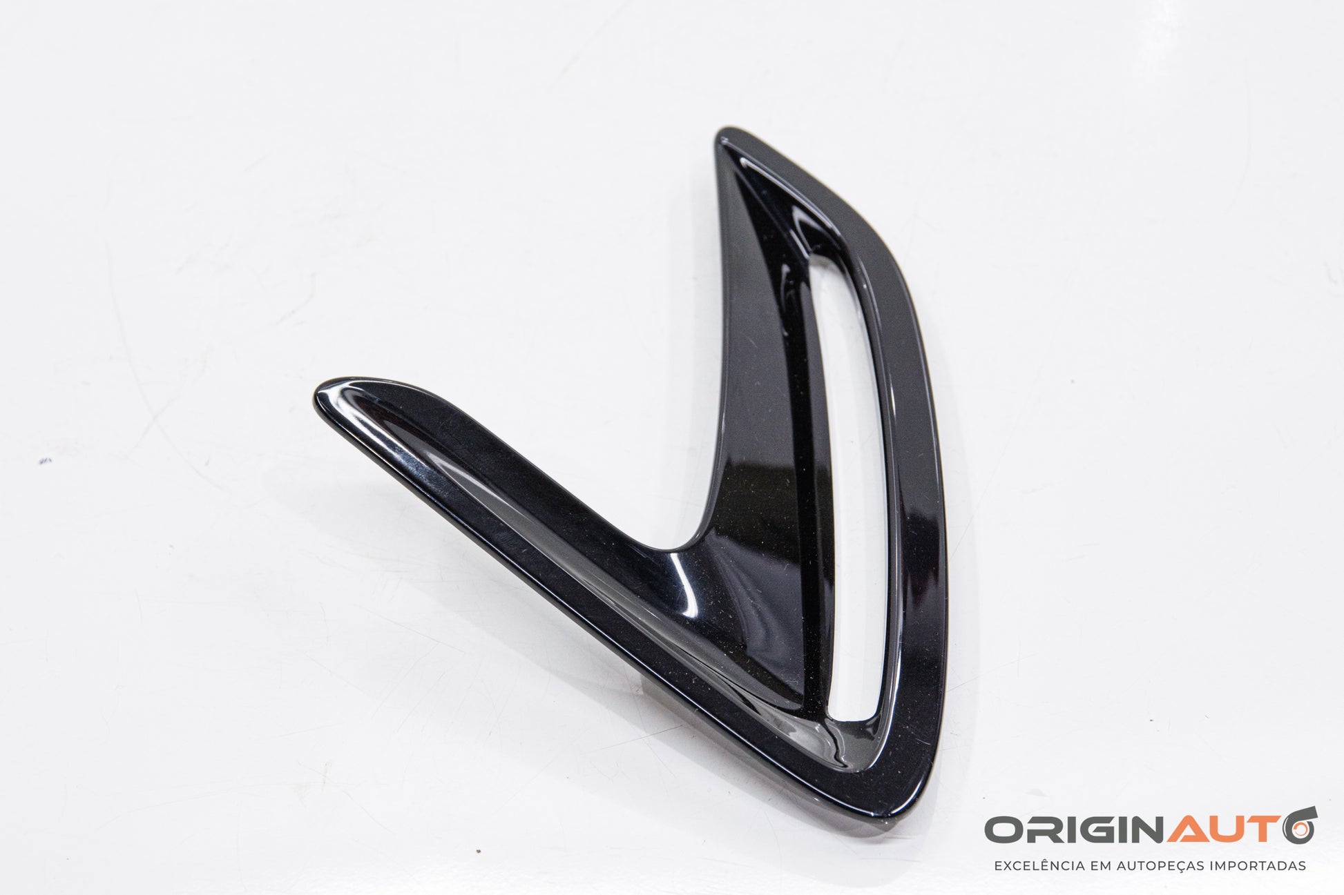 Acabamento Paralama Esquerdo Bmw 320I Gt F34 2015 7293733