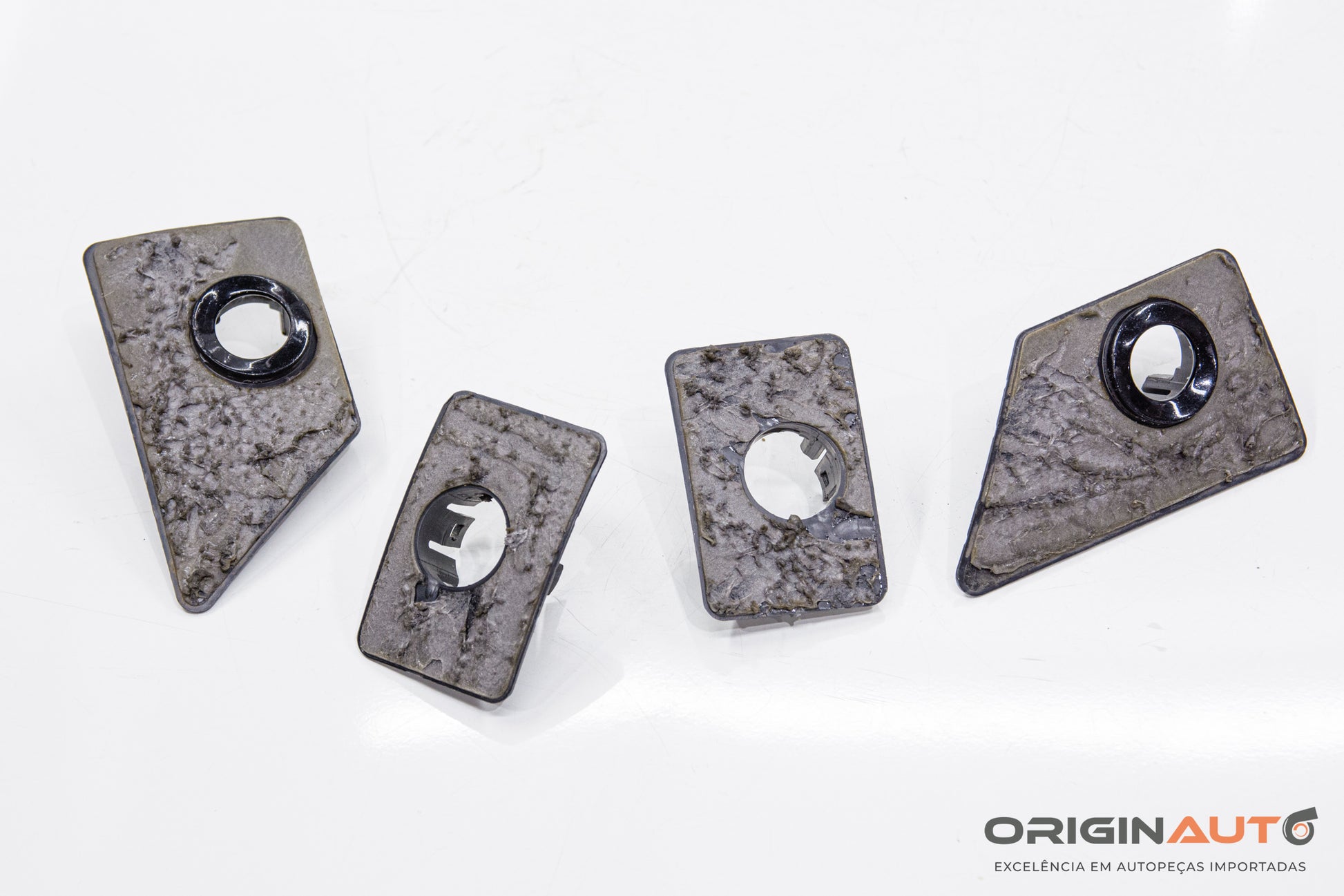 Suporte Sensor Estacionamento Traseiro Bmw 320I Gt F34 2015 51117293783