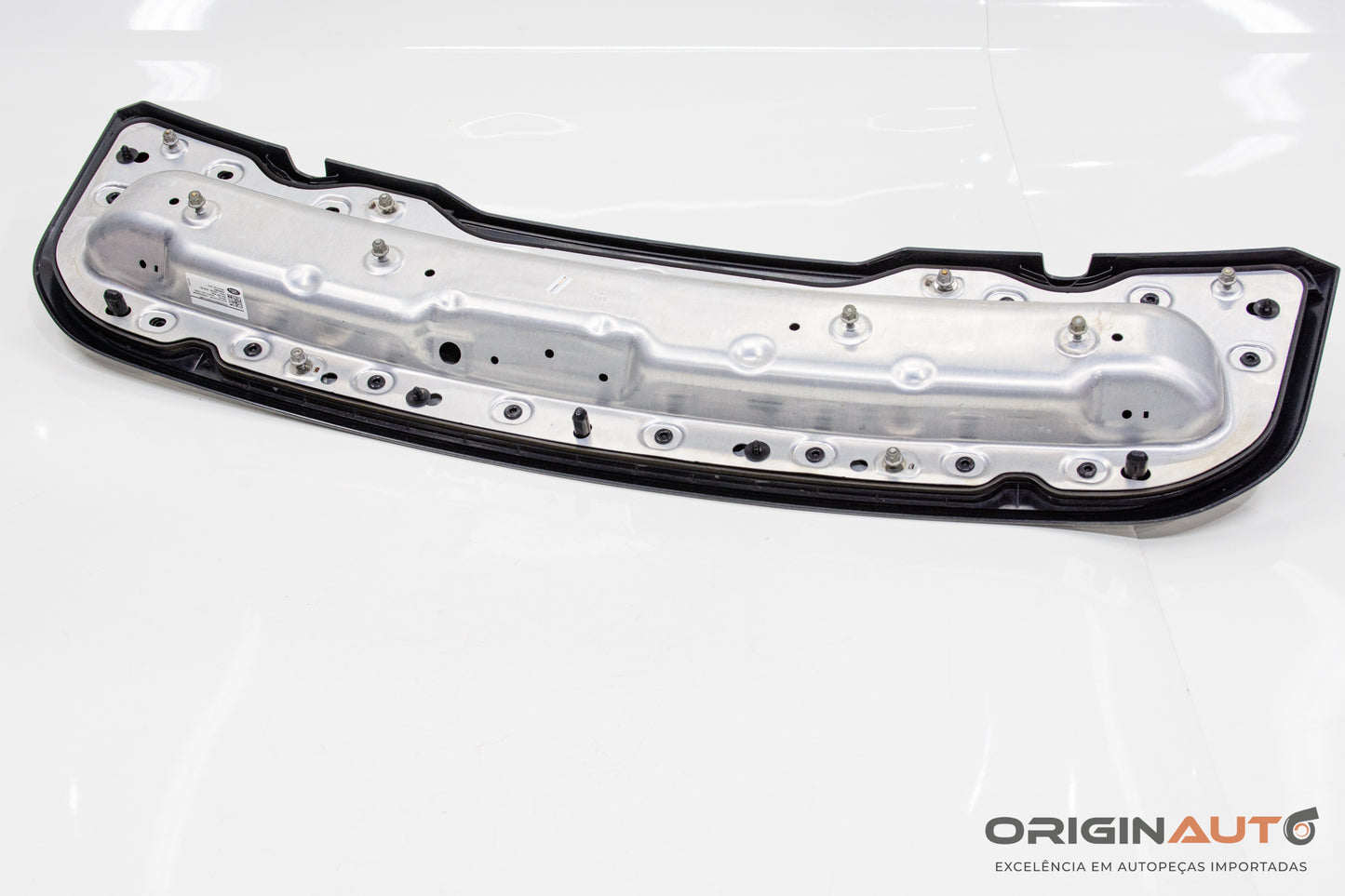 Acabamento Capo Land Rover Discovery Sport Hse 2015 Fk7216C628