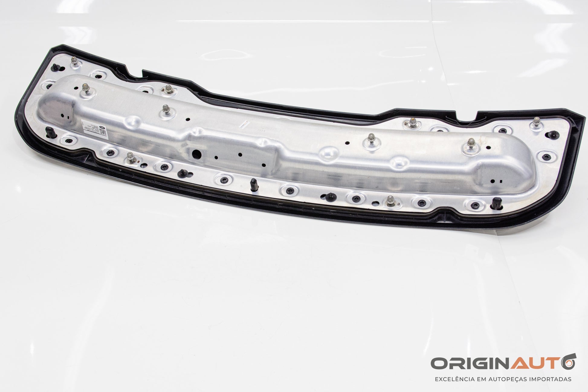 Acabamento Capo Land Rover Discovery Sport Hse 2015 Fk7216C628