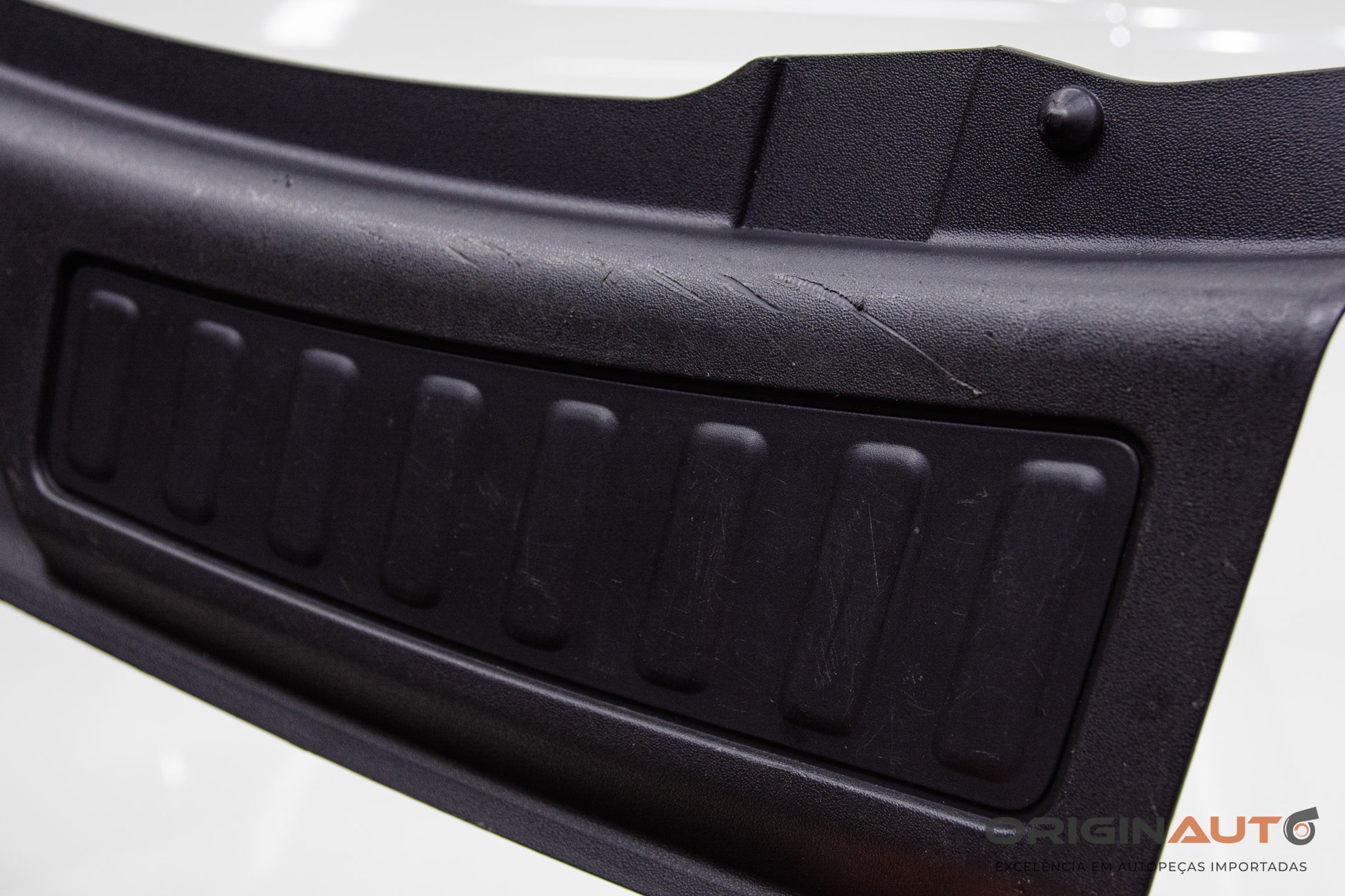 Acabamento Soleira Porta Mala Land Rover Discovery Sport Hse 2015 633100710