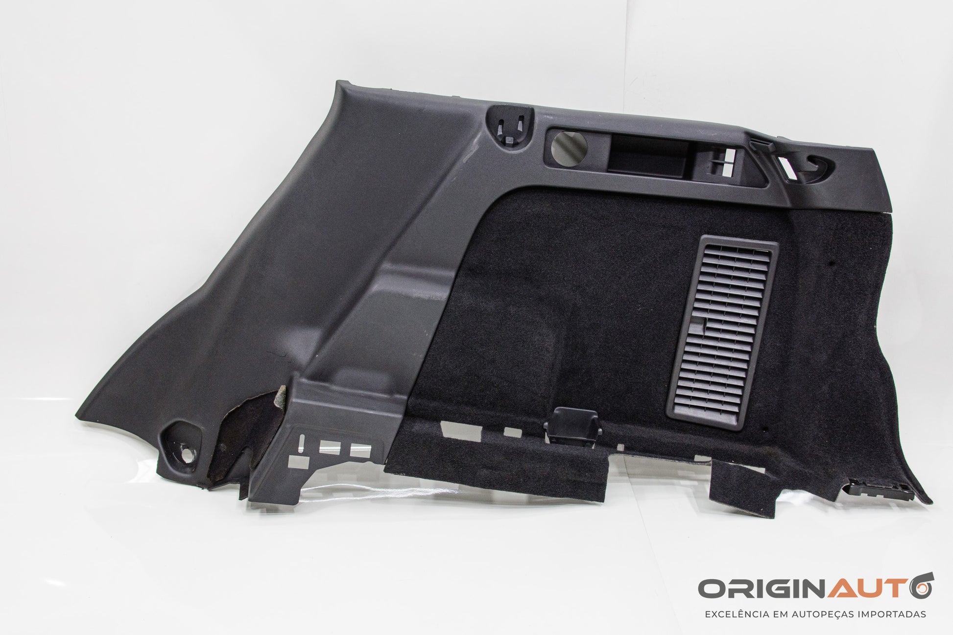 Acabamento Porta Mala Direito Land Rover Discovery Sport Hse 2015 Fk7245430Hg8Pv