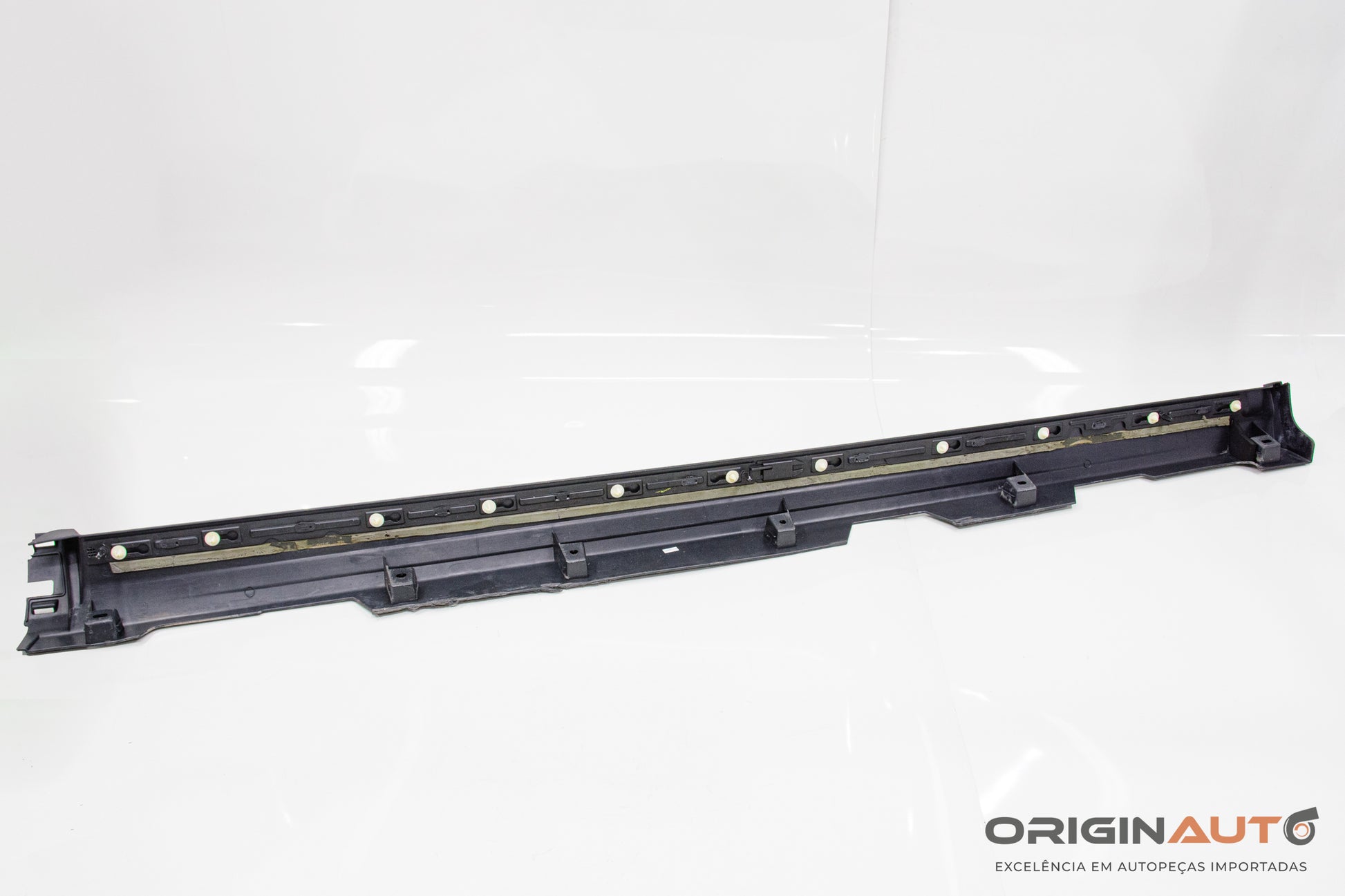 Caixa De Ar Spoiler Esquerda Land Rover Discovery Sport Hse 2015 Fk7210155Af