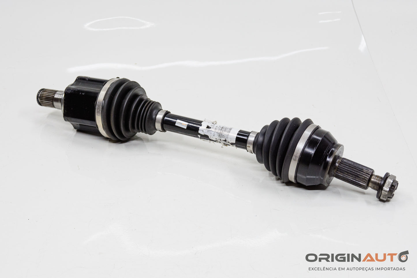 Semi Eixo Dianteiro Esquerdo Land Rover Discovery Sport Hse 2015 Bj323B437Db