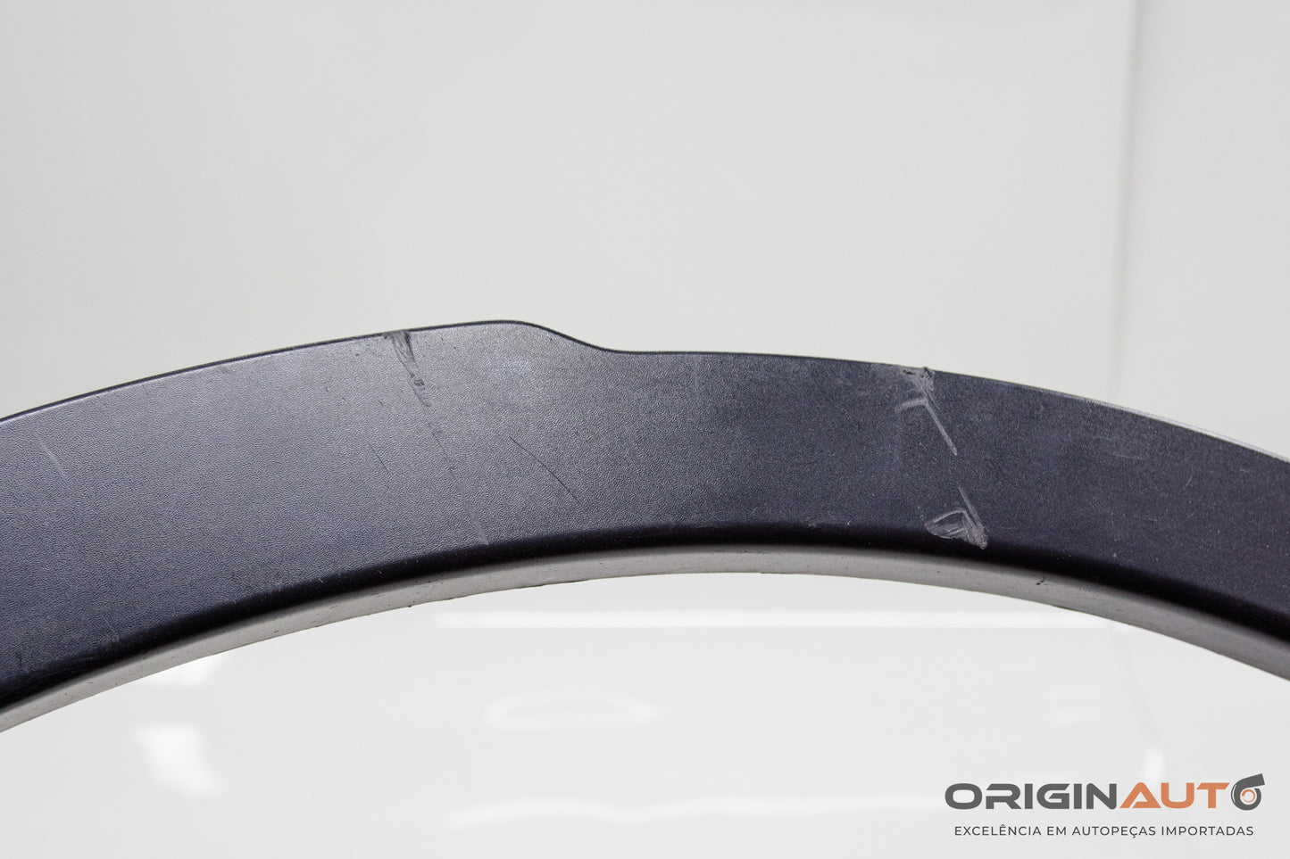 Moldura Roda Traseira Esquerda Land Rover Discovery Sport Hse 2015 Fk72290E23