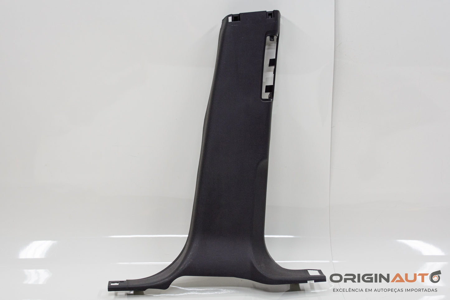 Moldura Coluna B Direita Land Rover Discovery Sport Hse 2015 Fk7224396