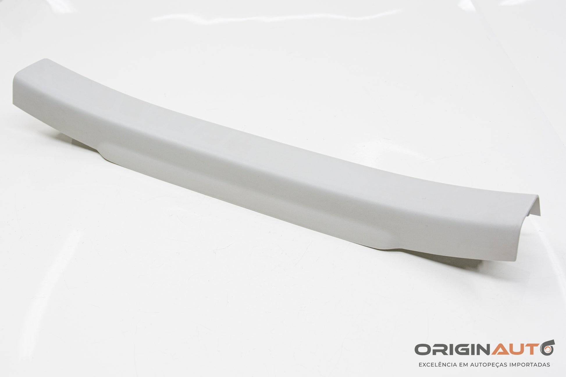 Acabamento Superior Porta Mala Land Rover Discovery Sport Hse 2015 Fk7244252