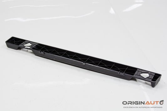 Trilho Encaixe Direito Porta Mala Land Rover Discovery Sport Hse 2015 Fk7246066