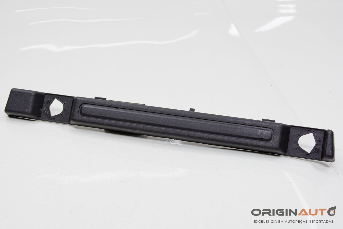 Trilho Encaixe Direito Porta Mala Land Rover Discovery Sport Hse 2015 Fk7246066