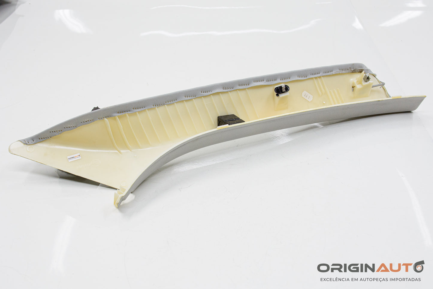 Acabamento Esq Coluna Parabrisa Land Rover Discovery Sport Hse 2015 Fk7203511