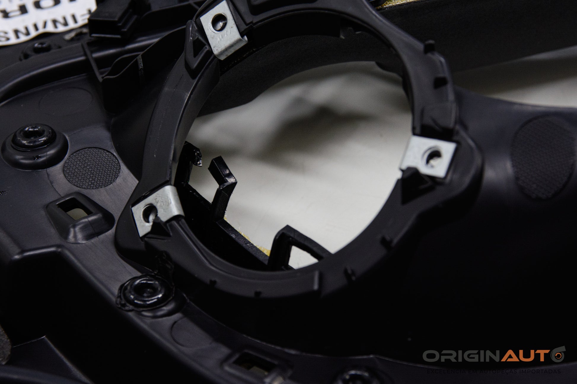 Painel Porta Diant Esq Land Rover Discovery Sport Hse 2015 Fk7221123