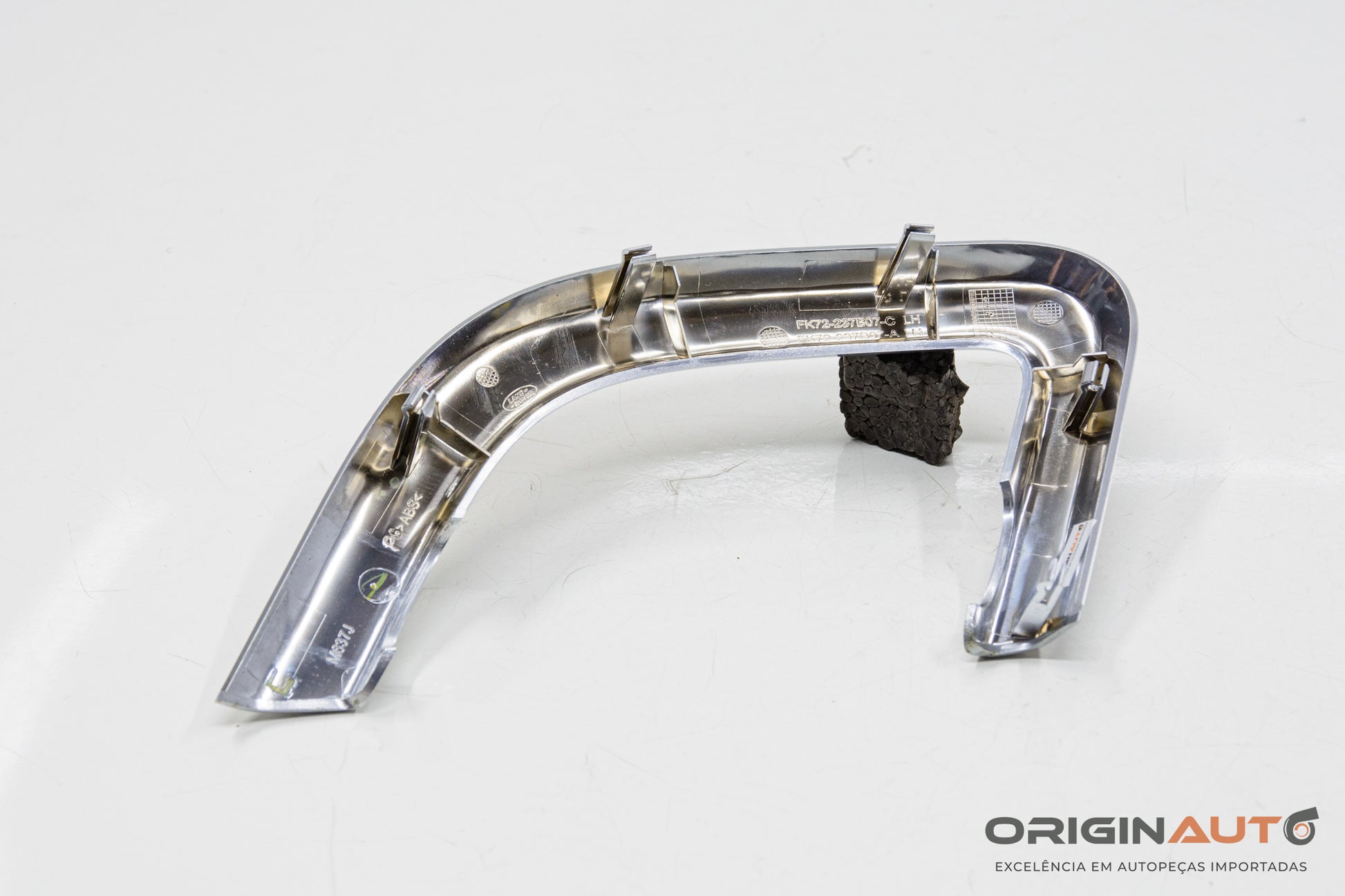 Moldura Forro Porta Esquerda Land Rover Discovery Sport Hse 2015 Fk72237B07