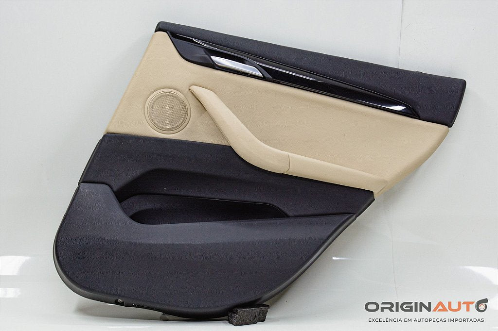 Forro Porta Traseira Direita Bmw X1 S20I Activeflex F48 2017 7458614