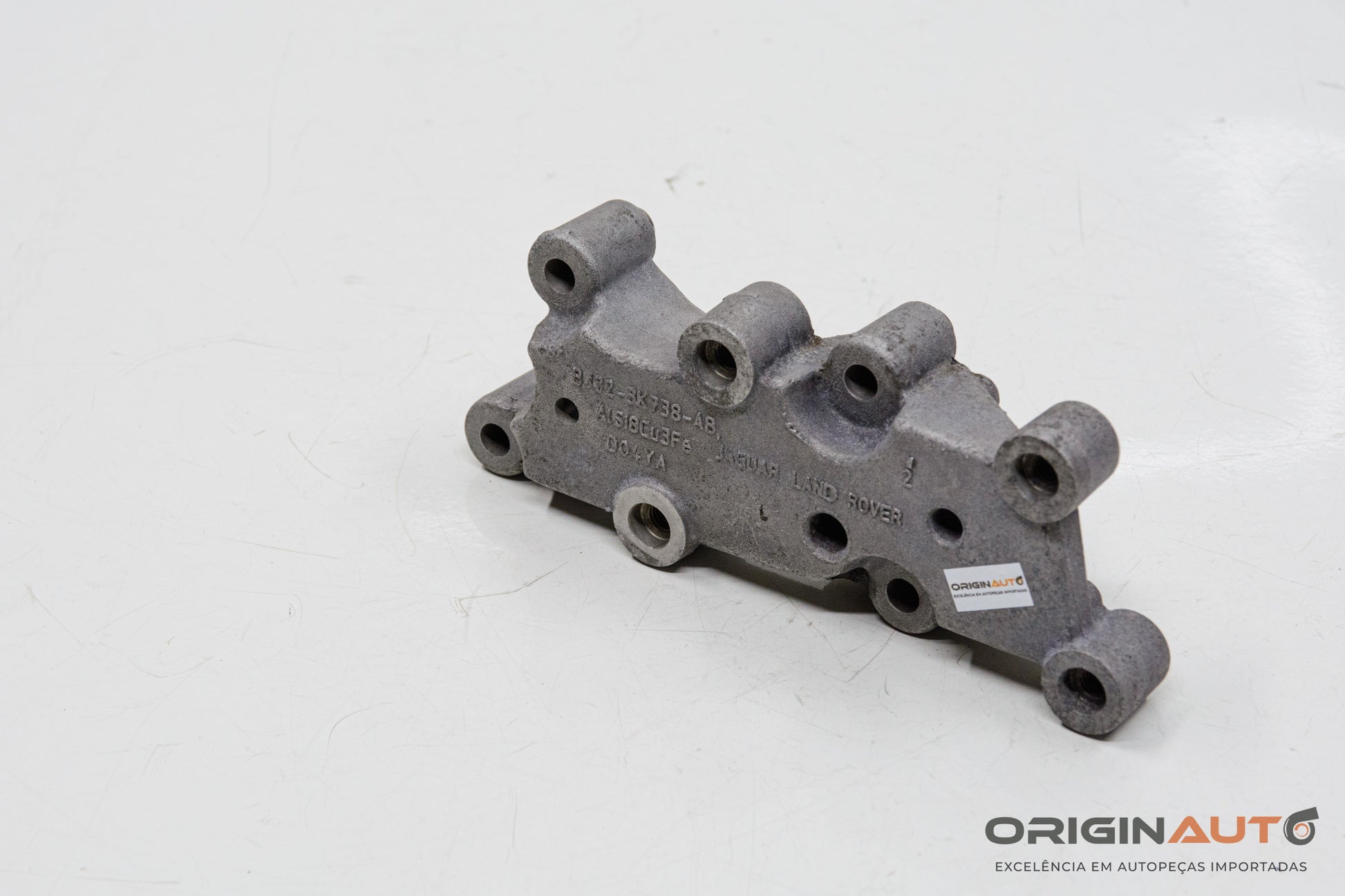 Suporte Polia Alternador Compr  Land Rover Discovery Sport Hse 2015 Bj323K738