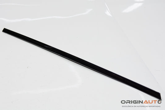 Friso Superior Traseira Esquerda Land Rover Discovery Sport 2015 Fk72255A61