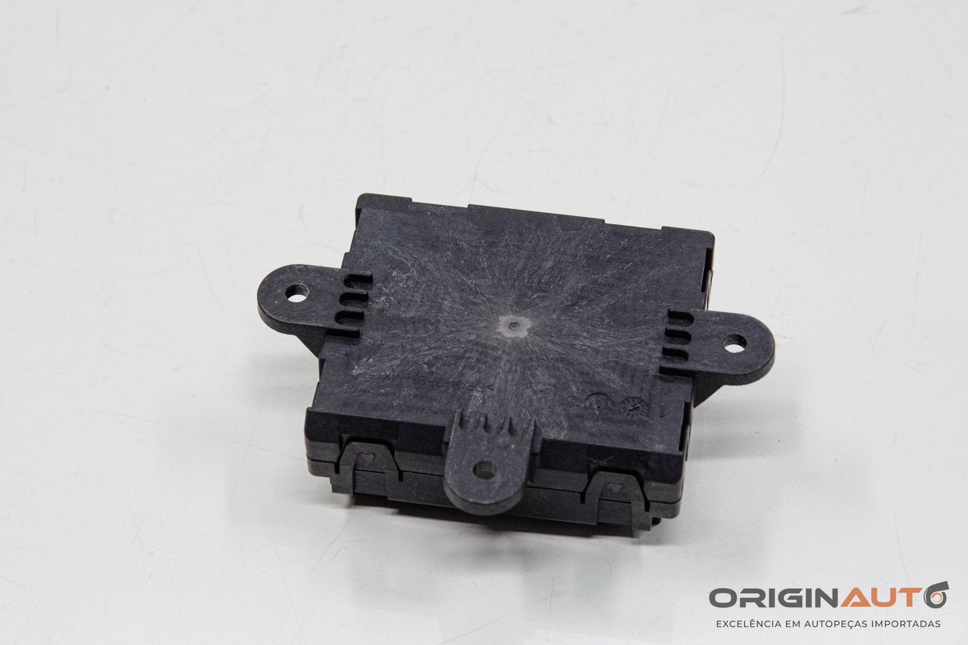 Modulo Porta Traseira Esquerda Land Rover Discovery Sport Hse 2015 Fk7214D620