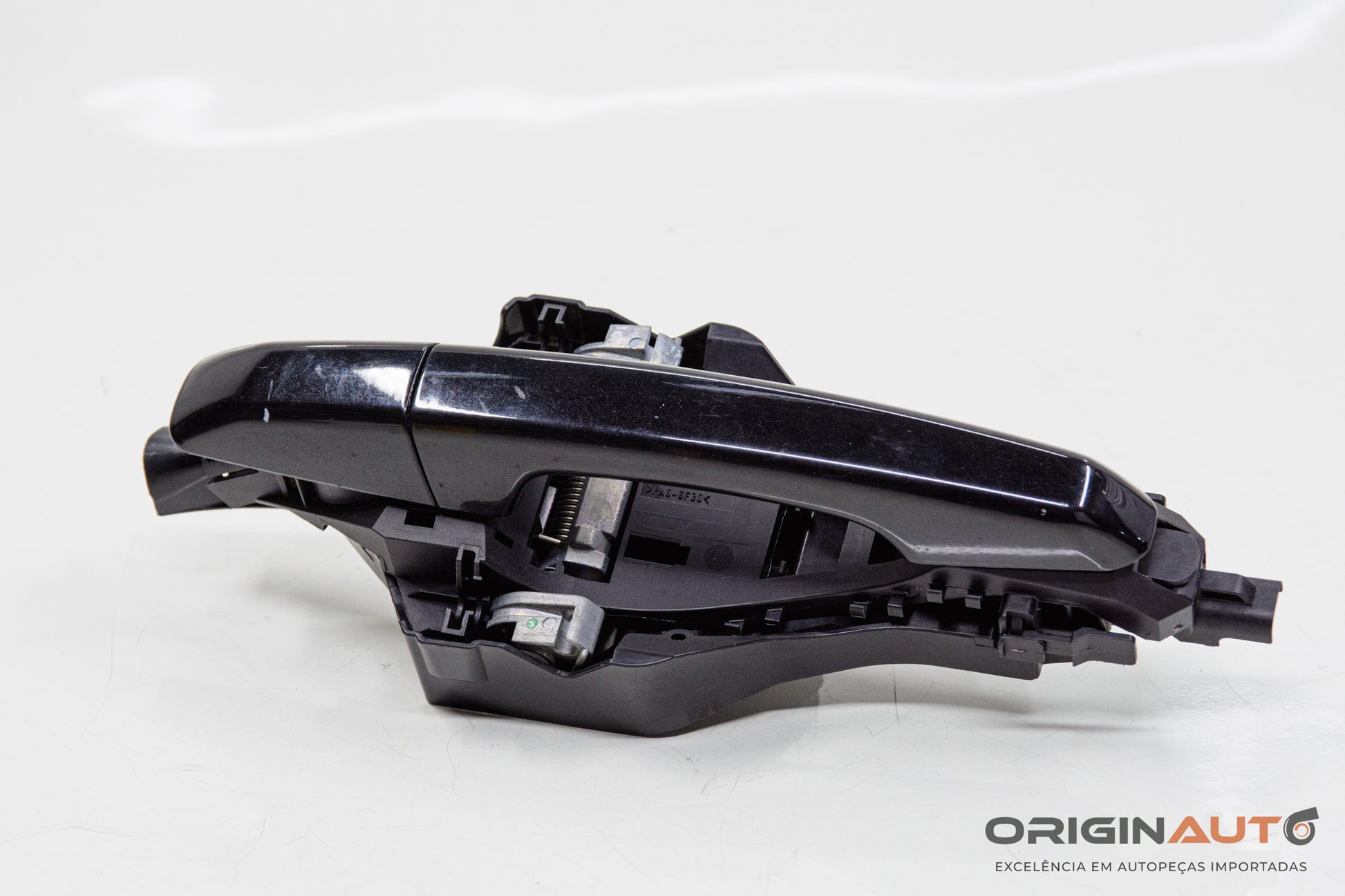 Macaneta Externa Traseira Esq Land Rover Discovery Sport Hse 2015 Fk72224A82