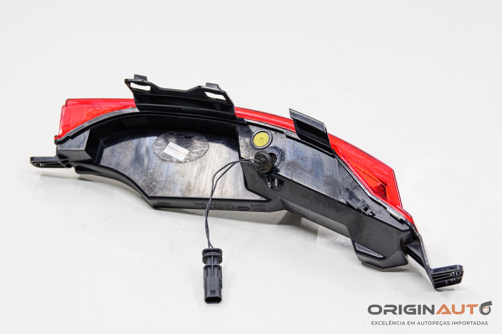 Lanterna Neblina Tras Dir Land Rover Discovery Sport Hse 2015 Fk7215K272